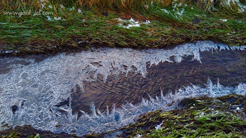 led na potoku